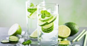 How Water Intake Affects Belly Fat Loss How Water Intake Affects Belly Fat Loss