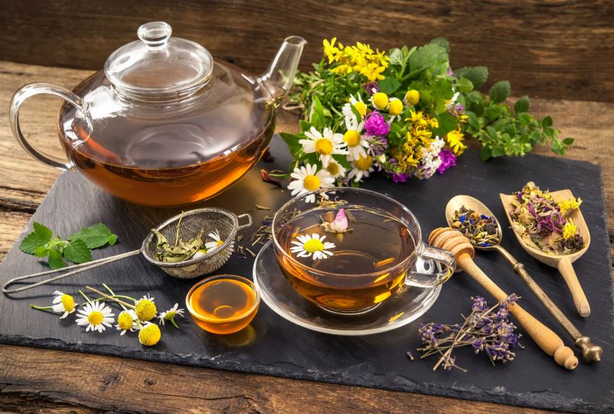 Best Teas for Belly Fat Loss | Harbal tea with honey